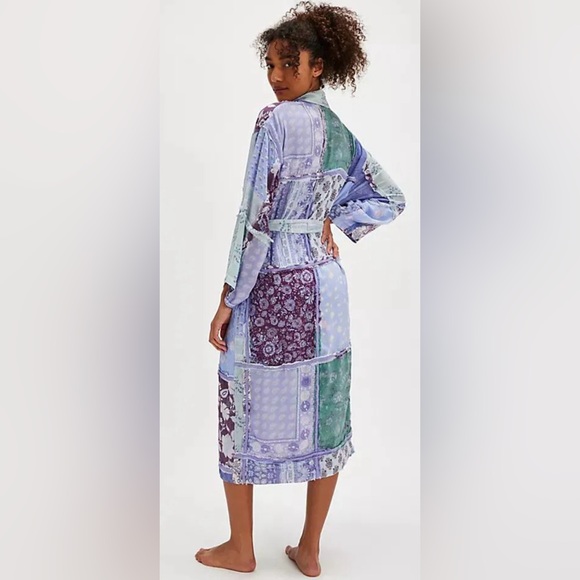 Free People Fun and Games Robe - Picture 2 of 9